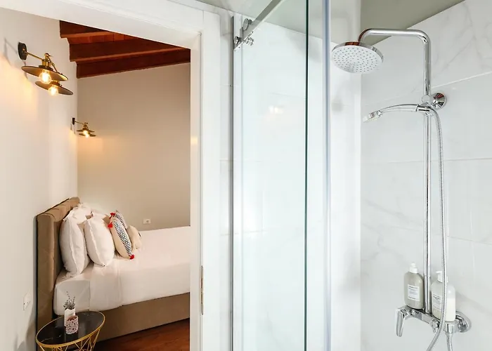 Landhuis Blerina Ljaknasi